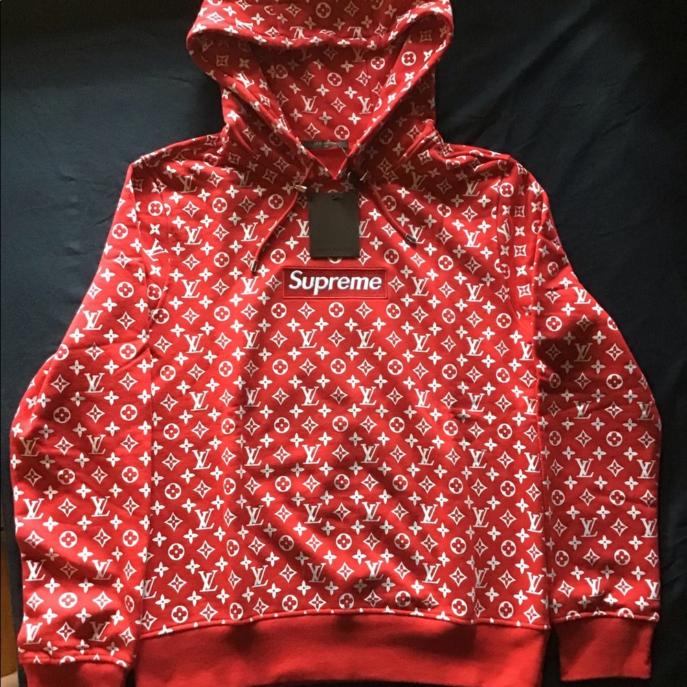 SUPREME X LOUIS VUITON SWEATSHIRT